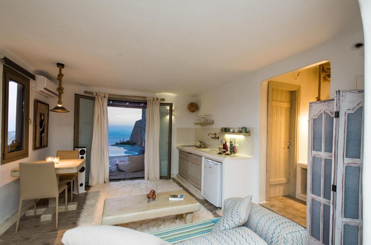 Amallini Suites Mykonos Super Paradise Beach  Exterior photo